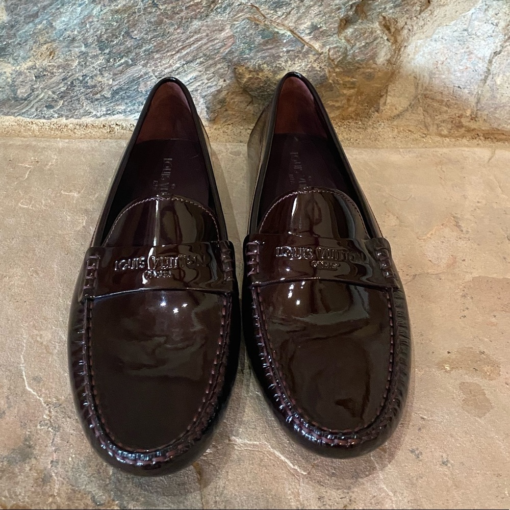 Louis Vuitton maroon driving shoe